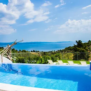 Xalonia Agios Nikolaos (Chalkidiki)